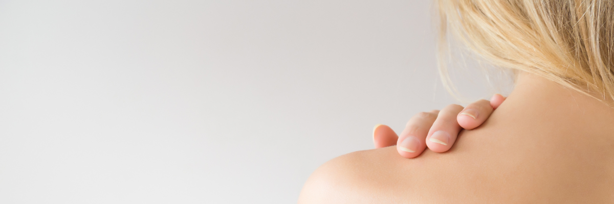 HOW TO CHOOSE THE RIGHT LUBE WHEN YOU HAVE SENSITIVE SKIN HOW TO CHOOSE THE RIGHT LUBE WHEN YOU HAVE SENSITIVE SKIN